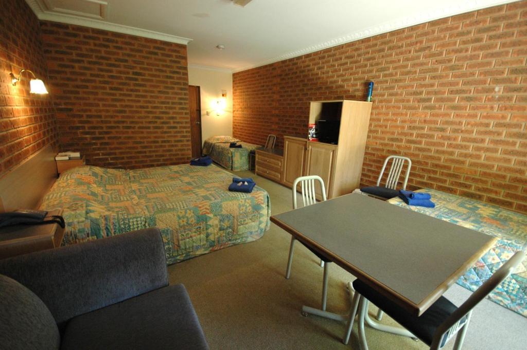 Burra Motor Inn Quarto foto